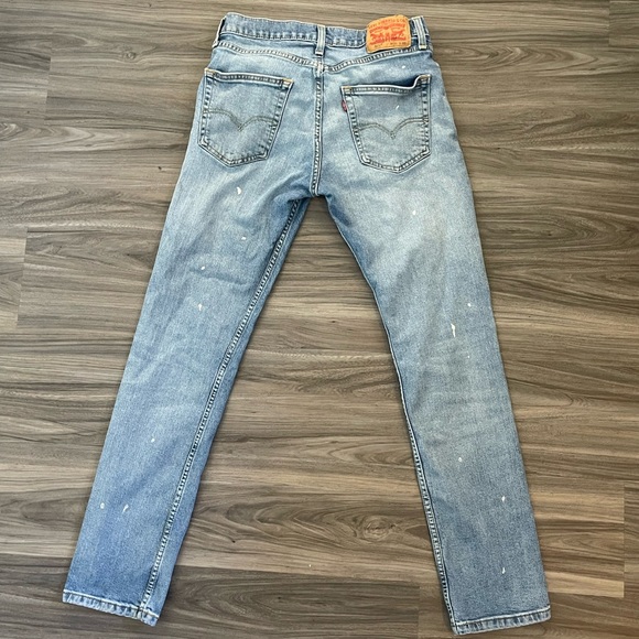 [SOLD] Levi’s paint splatter jeans - Picture 2 of 4